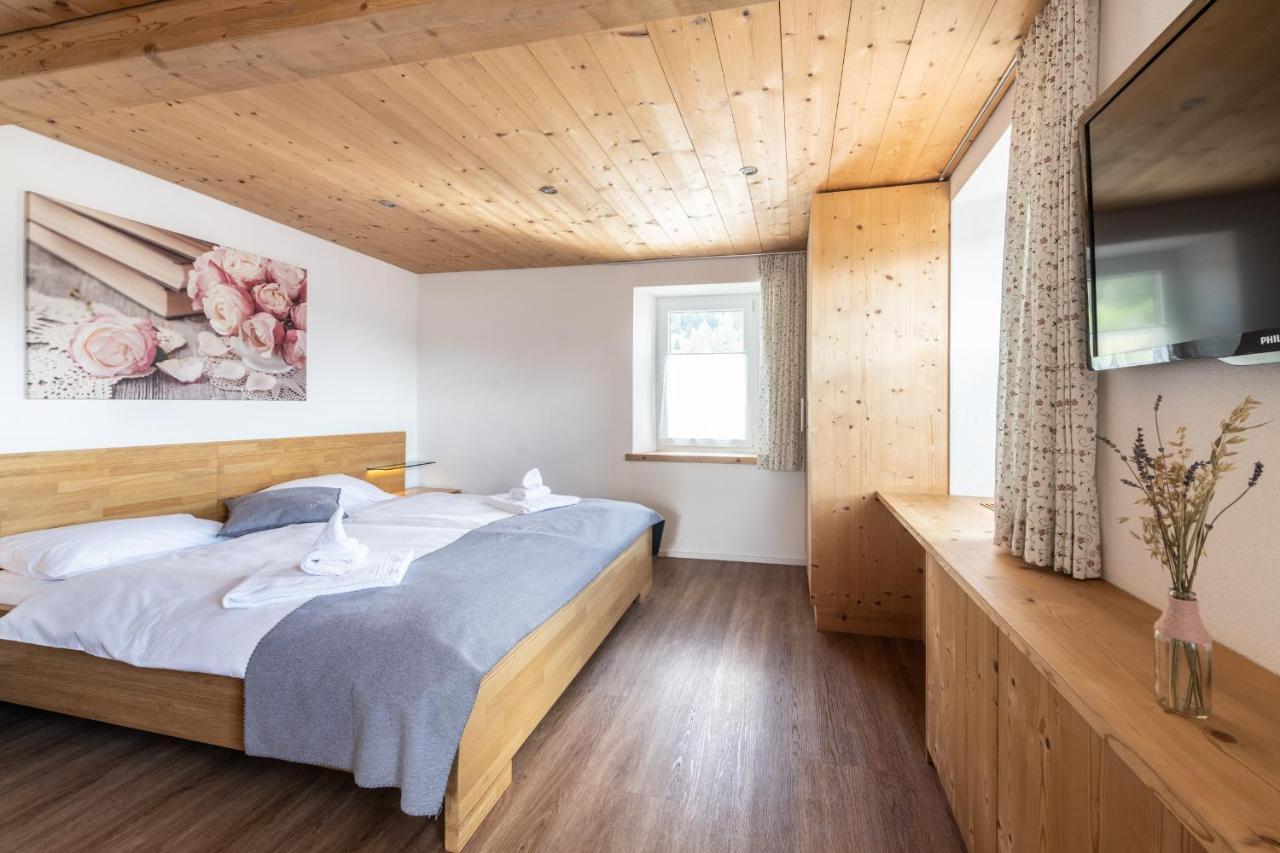 Hotel Cualmet - Aktiv erholen und geniessen Tiefencastel Værelse billede